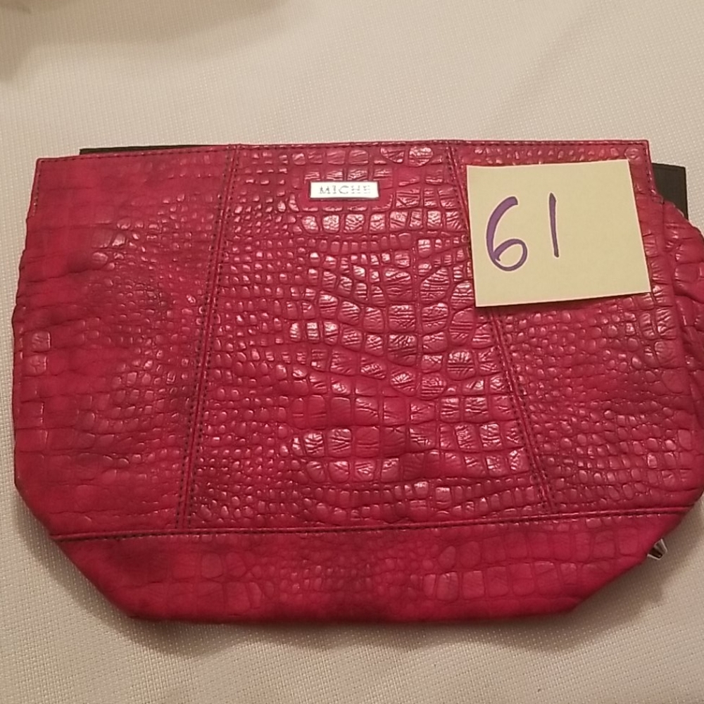 Red miche shell